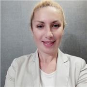Professeur de piano, Pianiste propose des cours de piano/clavier aux enfants, aux adolescents et aux adultes